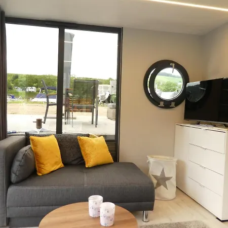 Hausboot Moselrose In * Polich