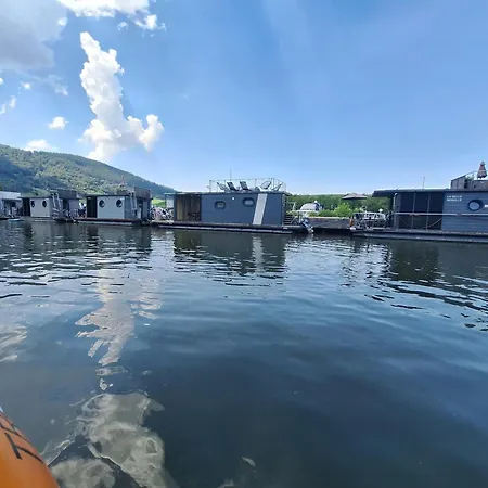 Hausboot Moselrose In * Polich