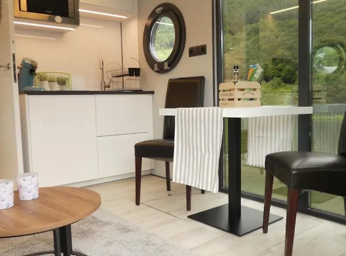 Hausboot Moselrose In Polich