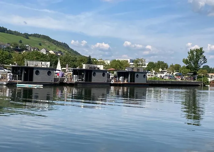 Botel Hausboot Moselrose In Polich